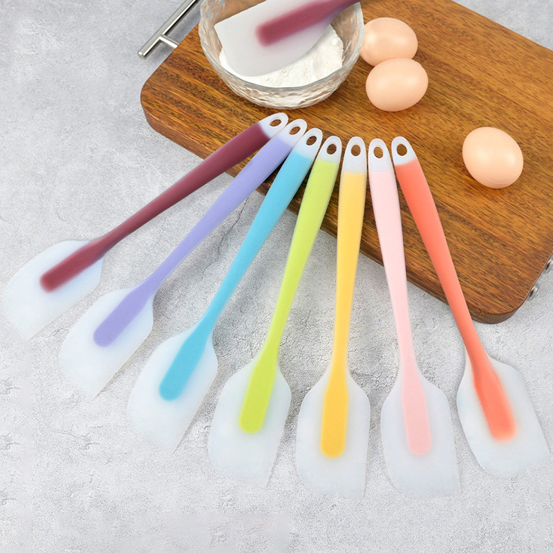 مكشطة سيليكون مرنة بحجمين، مقا - مراجعة Kitchen Baking Must Haves وسعره